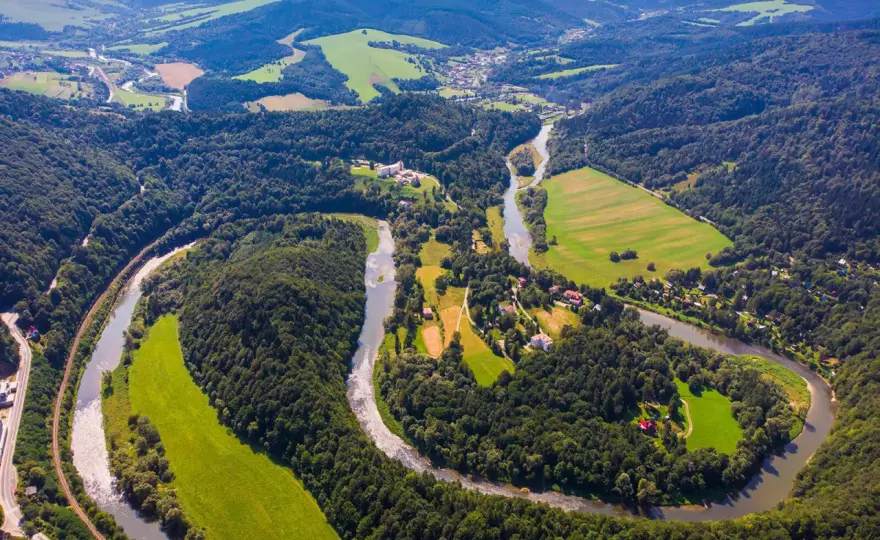 Dolina Popradu - jak zaplanować regenerujący wyjazd w Beskid Sądecki?