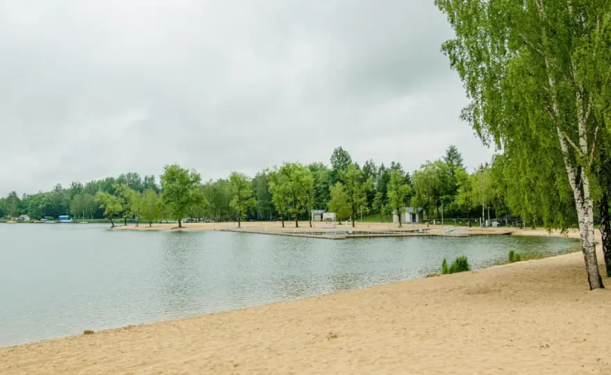 Jaworzno: Sosina czy Gródek? Wybierz idealne miejsce nad wodą!