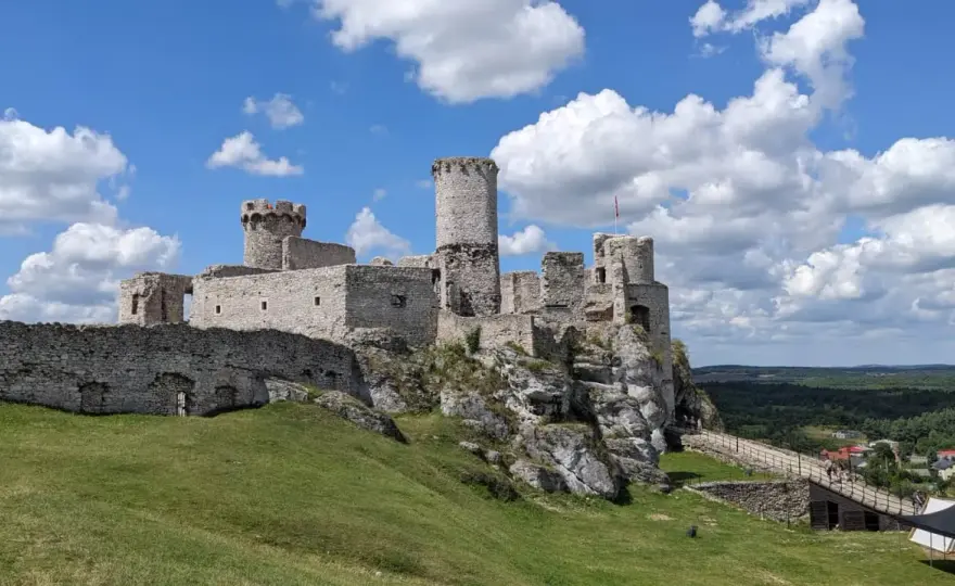 Zamek Ogrodzieniec - Którą trasę wybrać? Poradnik