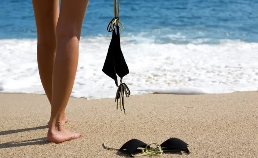 Plaża naturystyczna - Jak się zachować i gdzie jechać nad Bałtyk?