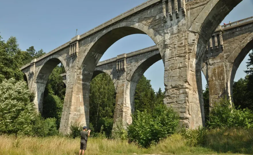 Mosty w Stańczykach - Przewodnik po zabytku i atrakcjach