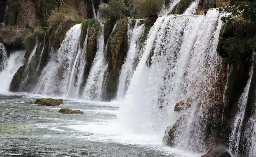Park Krka - Jak zwiedzać, by zobaczyć wodospady bez tłumu?