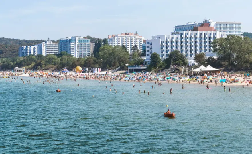 Międzyzdroje - Molo, plaża i klify. Jak zaplanować udany pobyt?