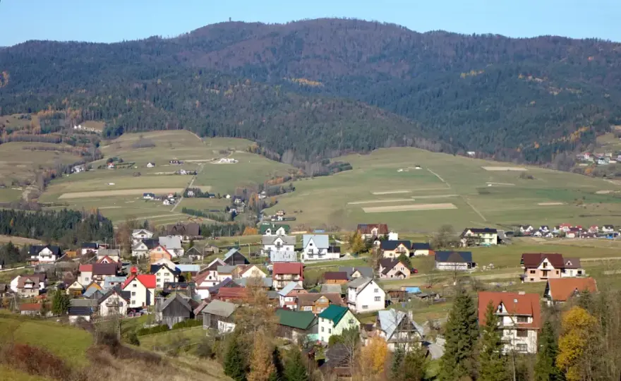 Lubań w Gorcach - Najkrótszy szlak i panorama Tatr z wieży widokowej
