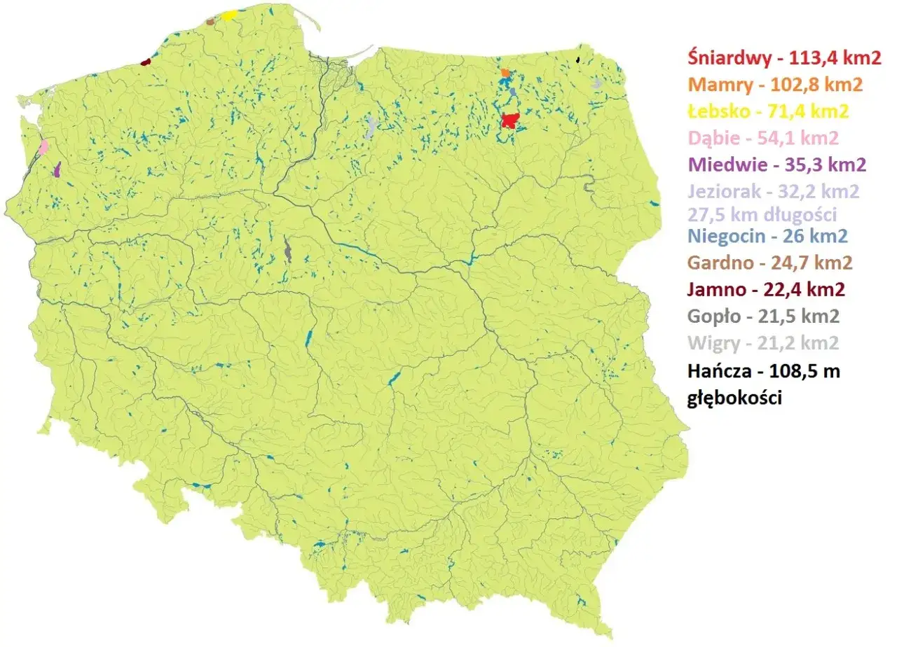 Mapa Polski z zaznaczonymi największymi jeziorami. Widać Śniardwy, Mamry i inne jeziora w Polsce.